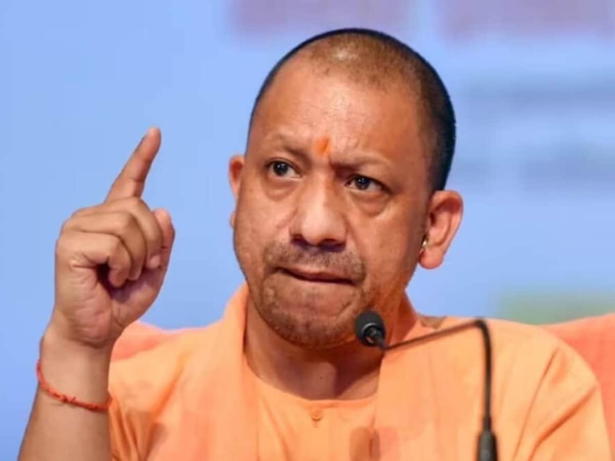 CM योगी ने दी दंगाइयों को कड़ी चेतावनी, बोले- ‘मौलाना भूल गया था कि यूपी में सत्ता किसकी है।