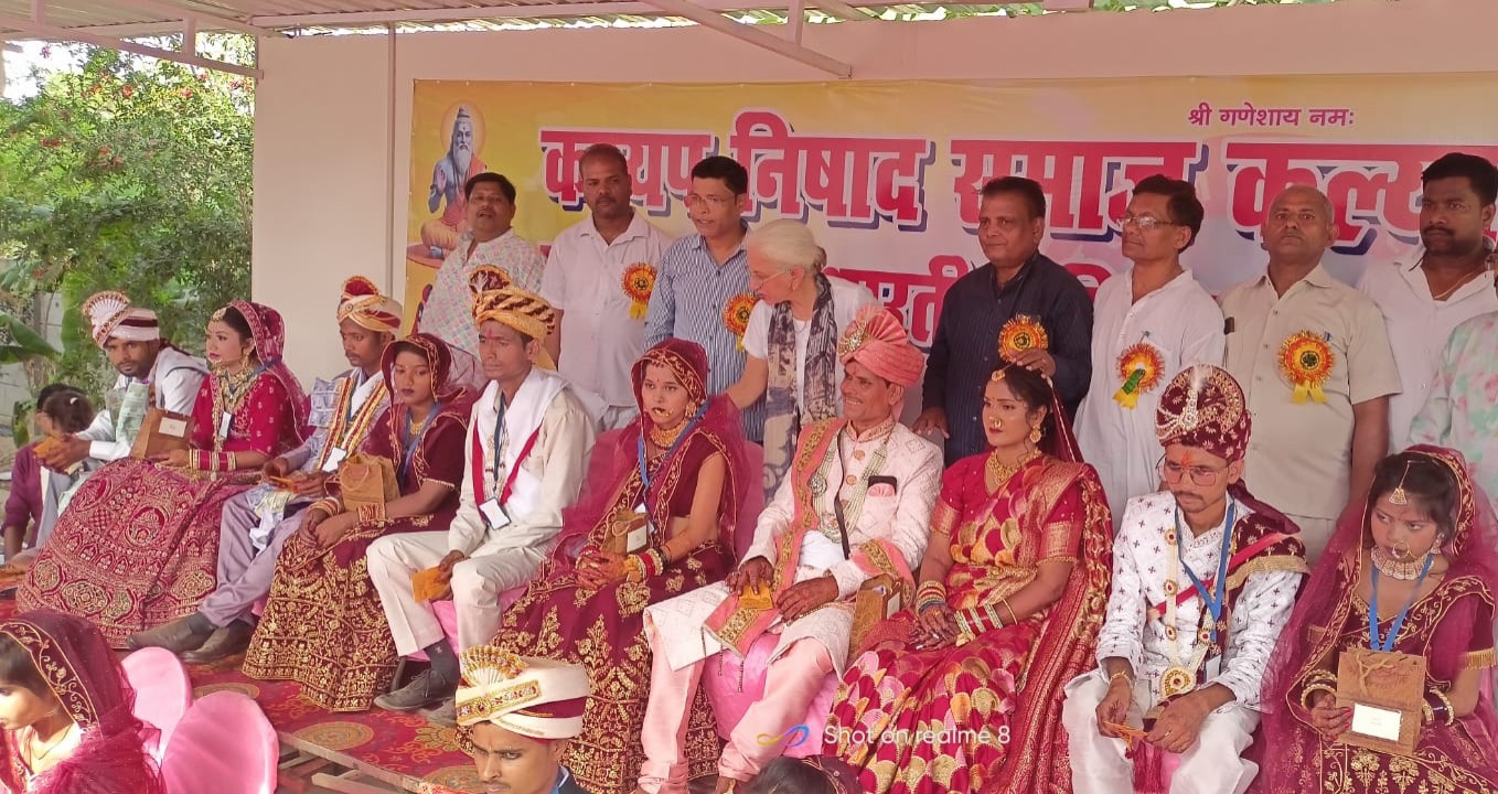 उन्नाव में सर्वजातीय सामूहिक विवाह समारोह का भव्य आयोजन, 10 जोड़े वैवाहिक बंधन में बंधे